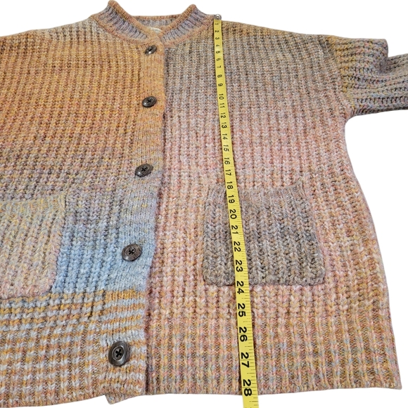 UNIVERSAL THREAD Rainbow Chunky Fuzzy Button Front Cardigan Sweater Size M - Picture 9 of 12